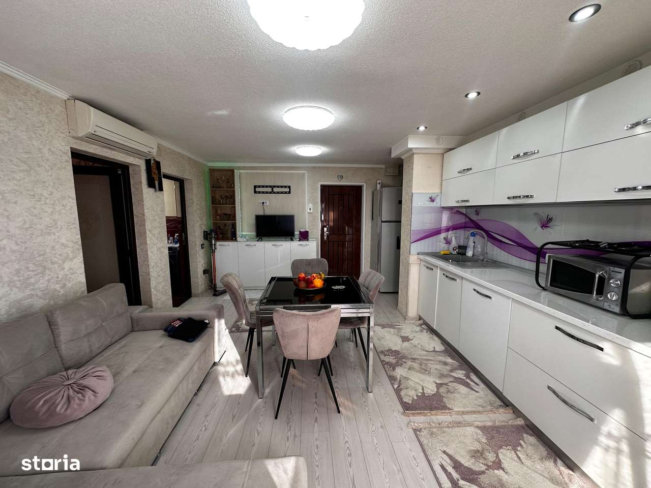 Apartament 2 camere transformat in 3- str. Nae Leonard-3