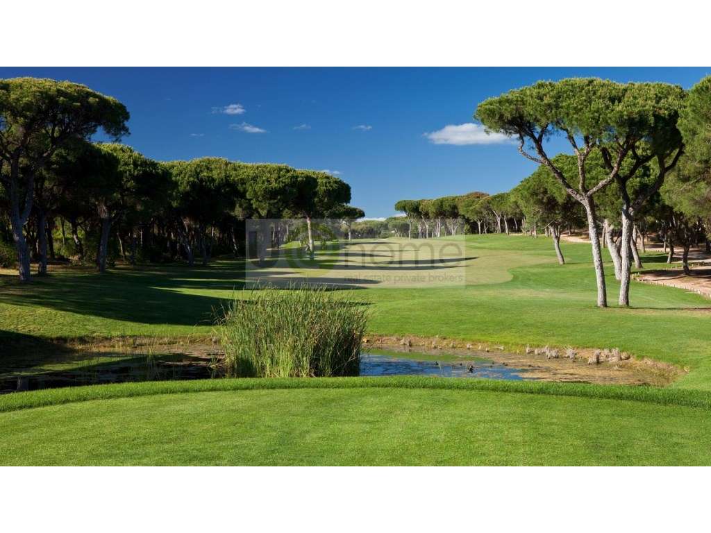 Moradia V4 em Vilamoura com piscina.-12