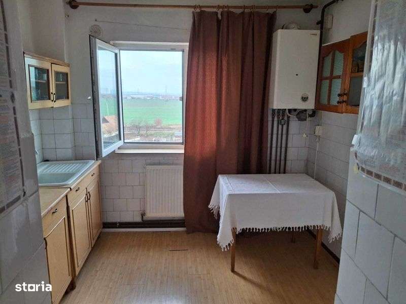 Vand apartament 2 camere - Imagine principală: 4/7