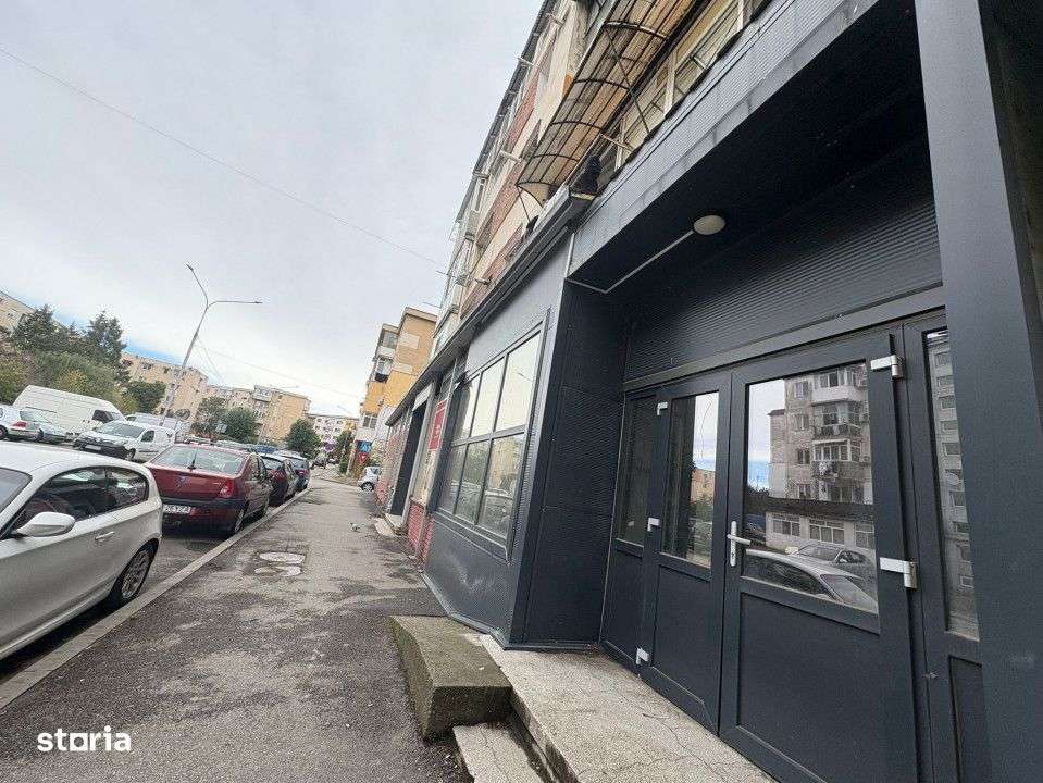 Spatiu comercial 150 mp, vitrina stradala 25 m.l. - 9 Mai – Targu Ji - Imagine principală: 2/6