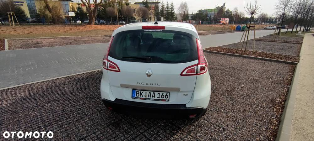 Renault Scenic TCe 130 Bose Edition - 8