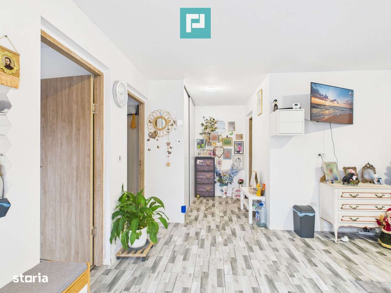 Două case pe un teren generos în Ghiroda - Imagine principală: 4/20