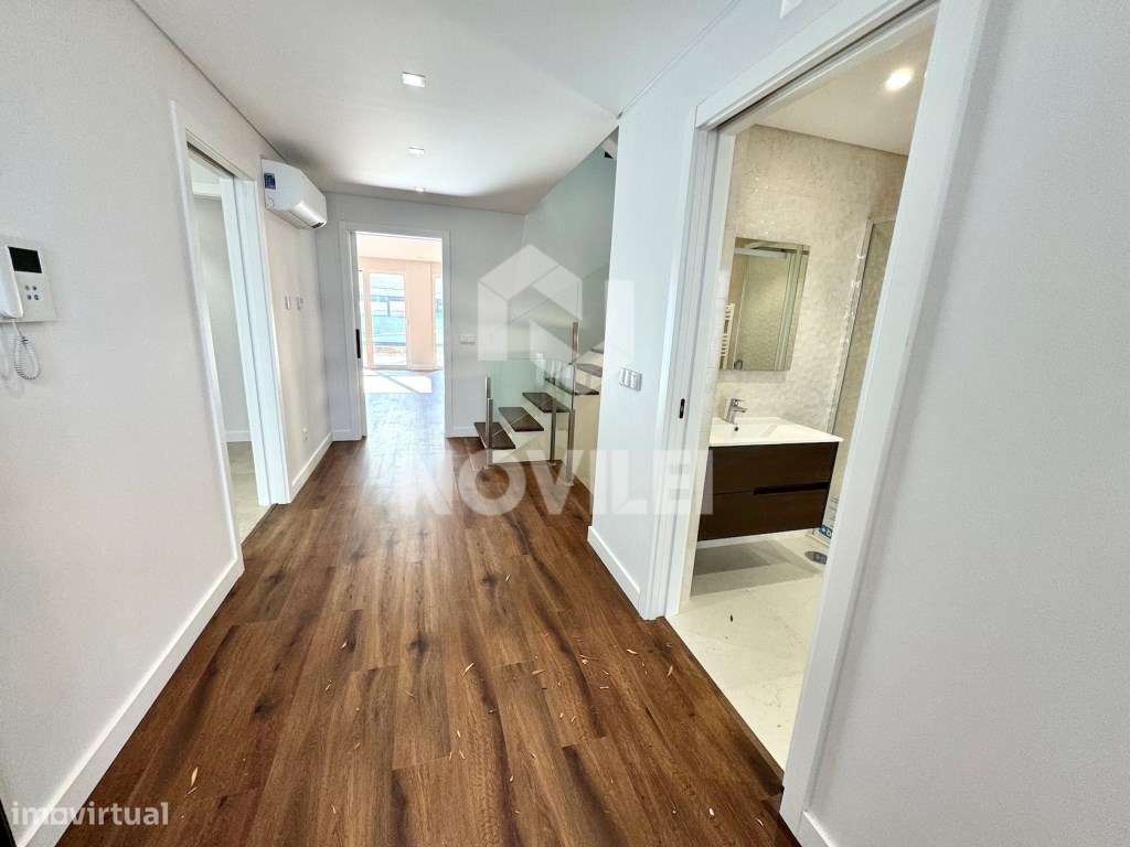 Moradia T3 em condomínio Fechado no centro de Leiria.-6
