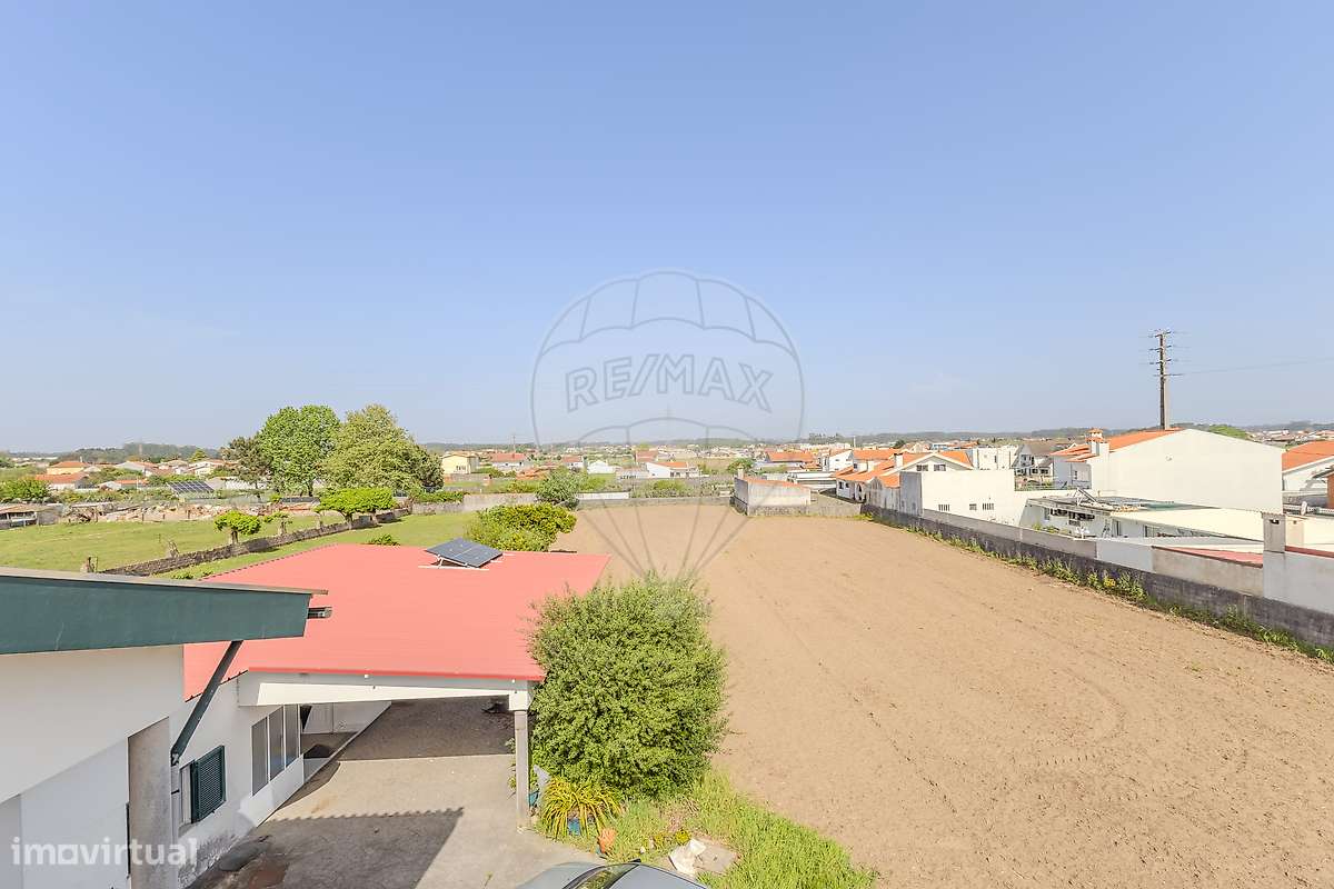 Moradia T4 para venda-27