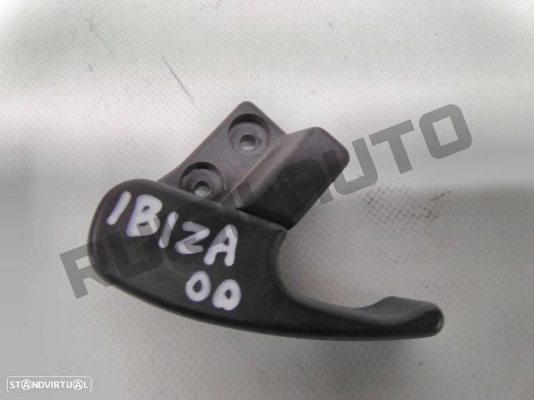 Puxador De Capot  Seat Cordoba Vario (6k) [1993_2002] 1.9 Sdi - 1