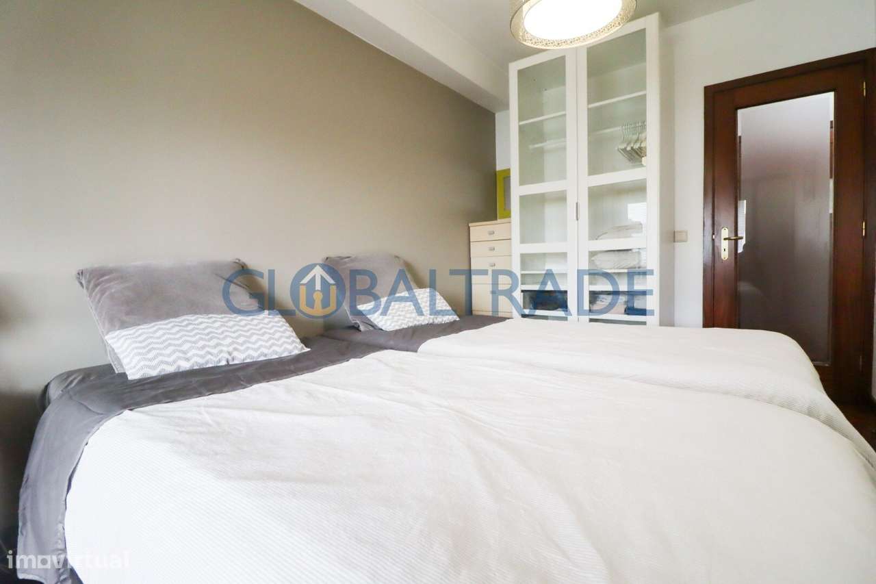 Apartamento T1 Mobilado & Equipado no Porto-17