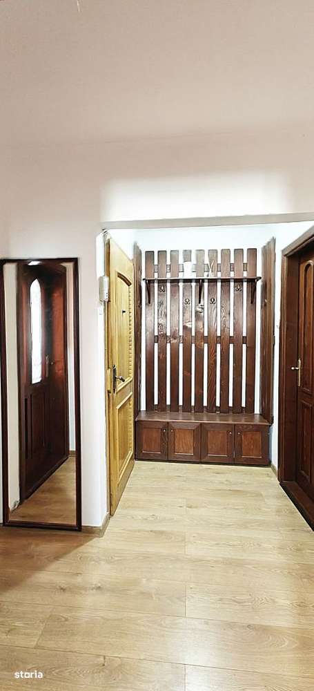 COMISION 0% Apart mobilat 3 camere decomandate/2 bai/balcon/pivnita/Si-15