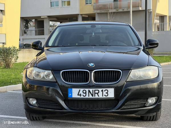 BMW 318 d Touring Sport - 2