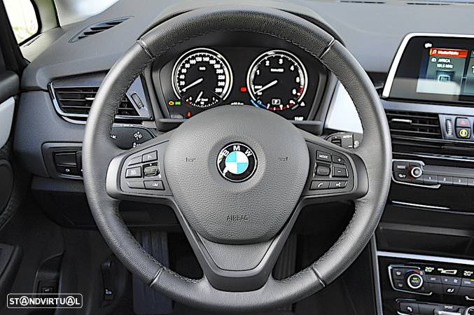 BMW 216 Active Tourer d Advantage Auto - 35