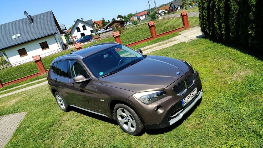 BMW X1 E84 (2009-2015) sDrive18d xLine 2011