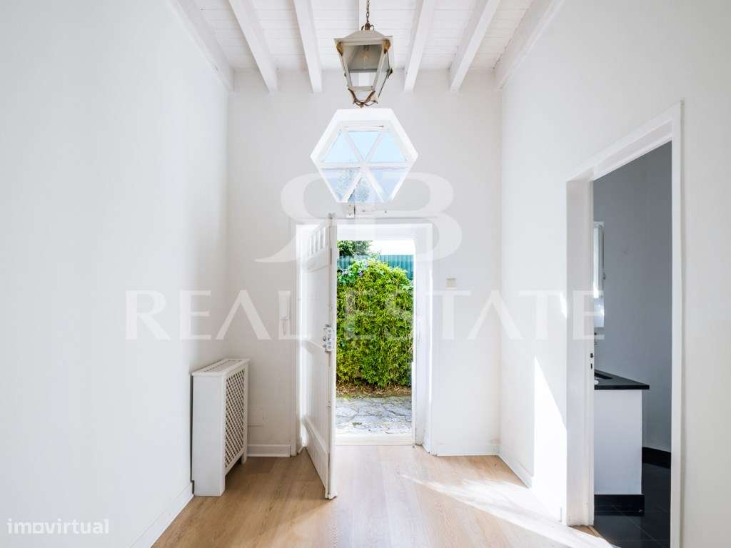 Moradia T4 tipo Chalet, com jardim, piscina e anexo T1 - Monte Esto...-9