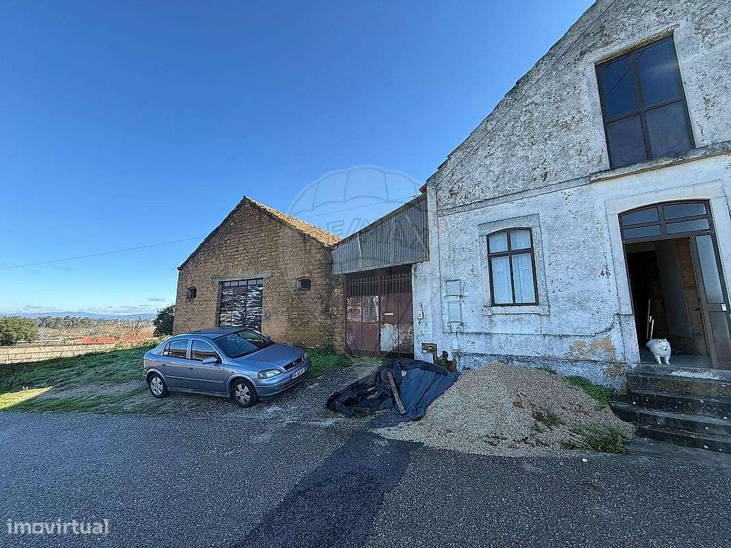 Moradia T4 para venda - Grande imagem: 4/5