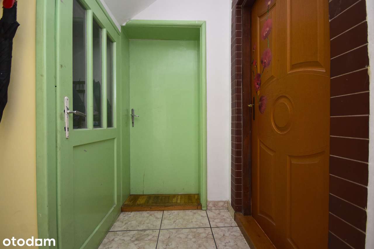 Zamieszkaj w centrum Jaworzna! Idealna okazja na własny dom!-6