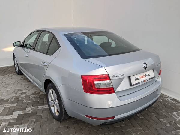 Skoda Octavia - 3