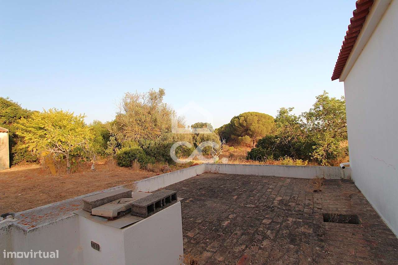 Viva o encanto do Algarve na sua própria quintinha a 8 min. das praias-32