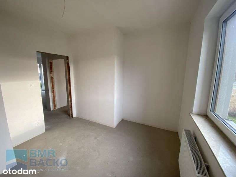 Przestronne Mieszkanie z Ogródkiem, 2 miejsca post-4