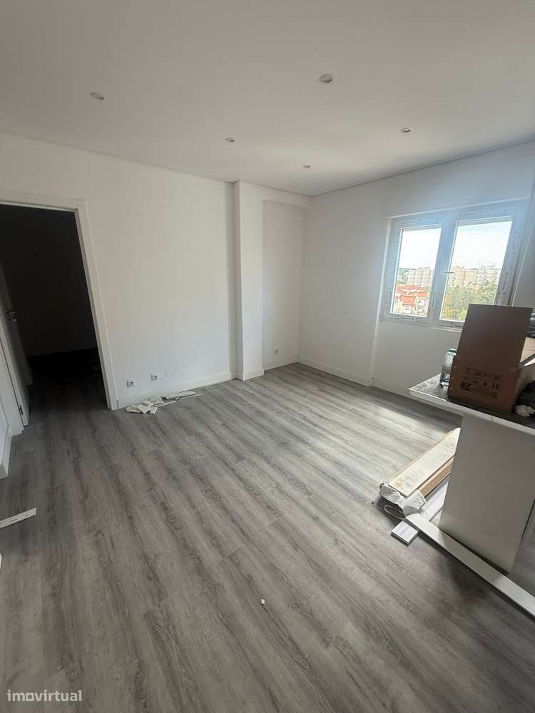 Apartamento T1 Remodelado-6