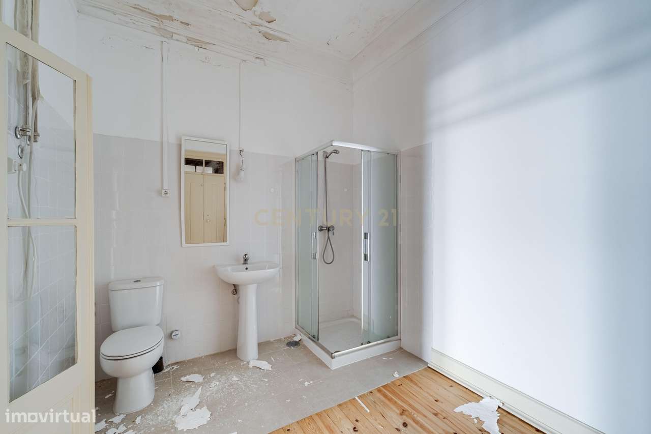 "Exclusiva Moradia Senhorial no Coração Histórico de Évora."-33