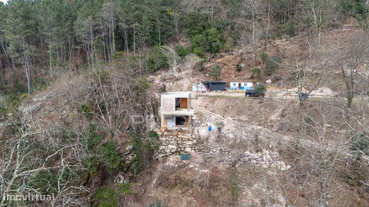 Terreno em Vilar de Veiga –  junto ao Parque Nacional da Peneda-Gerês - Grande imagem: 4/36