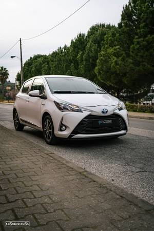 Toyota Yaris - 1