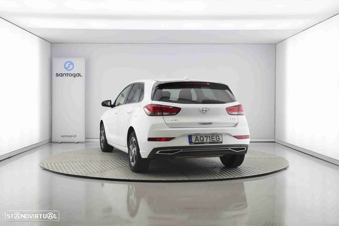 Hyundai i30 Fastback - 4