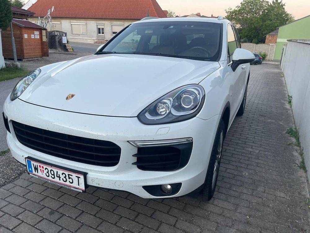 Porsche Cayenne 2016