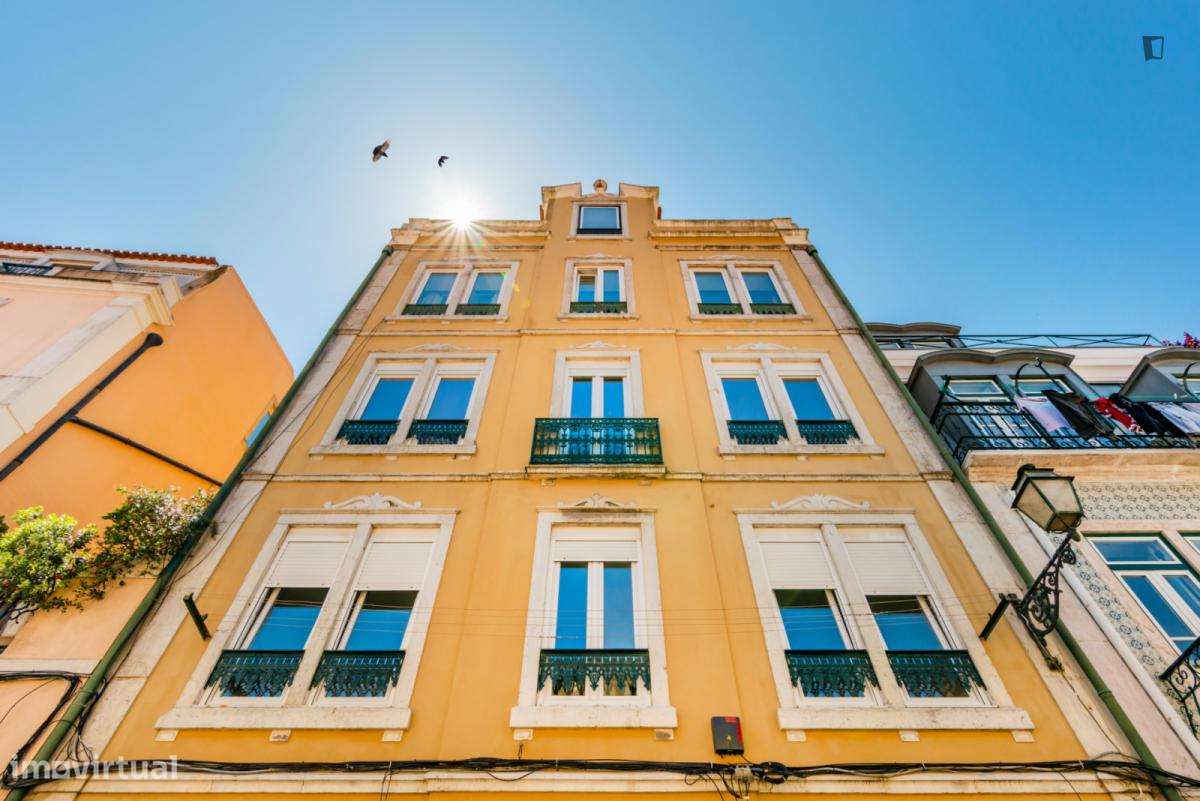 Apartamento com 2 quartos - localizado em Castelo Lisbon - Grande imagem: 2/8