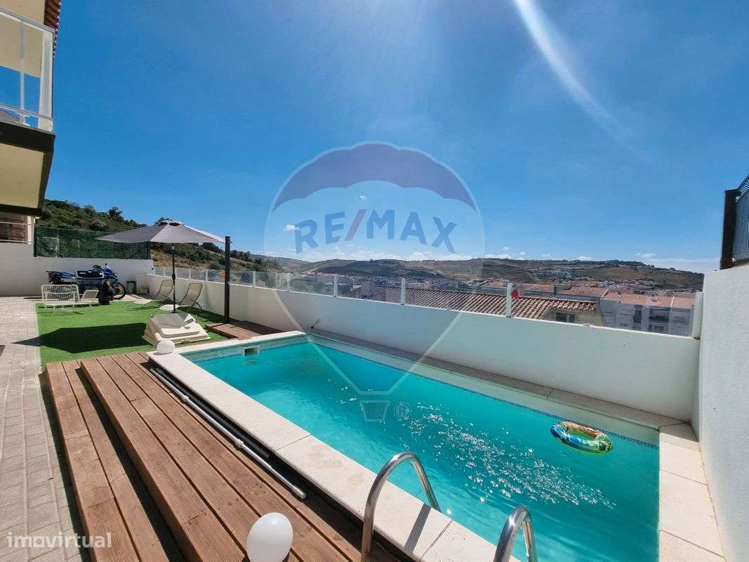 Moradia T4 para venda - Grande imagem: 2/25