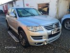 Dezmembrez Volkswagen Touareg facelift 3.0D 2007-2010 - 2