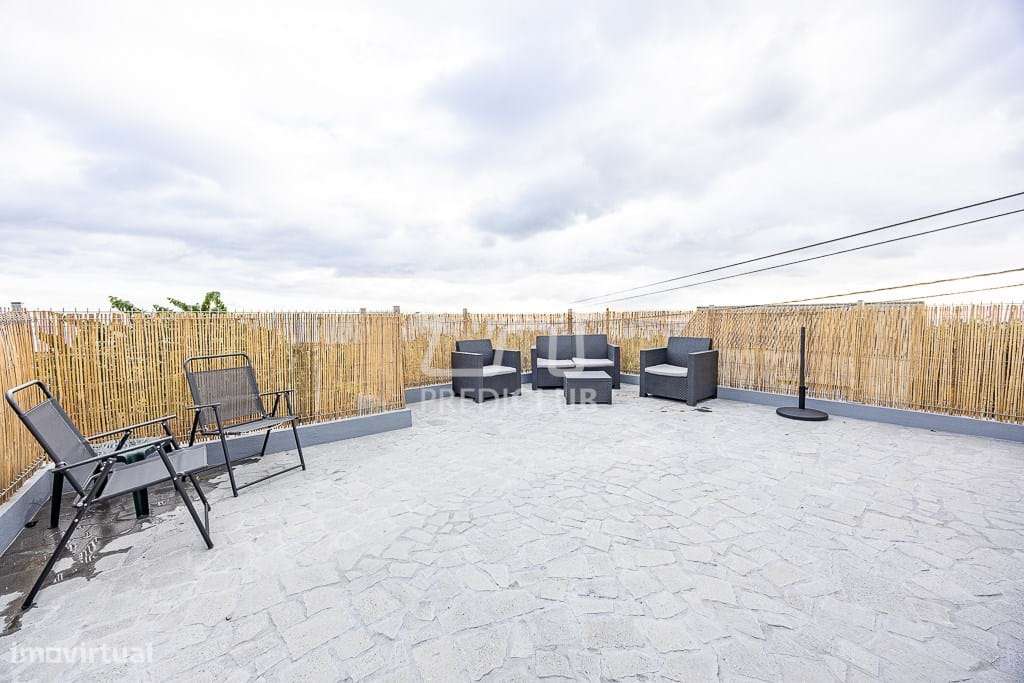 Moradia com 3 Apartamentos Independentes  - Ponta do Sol-33