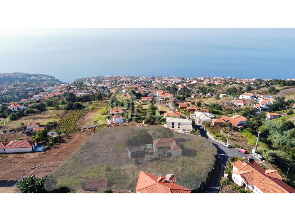 Terreno com vista mar, Estreito da Calheta, Madeira - Grande imagem: 1/4