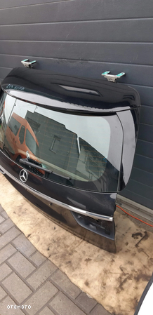 Klapa bagażnika 040 Mercedes W213 Kombi 2018r. 2.0d - 4