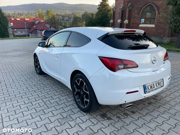 Opel Astra GTC 1.7 CDTI DPF Start/Stop Active - 4