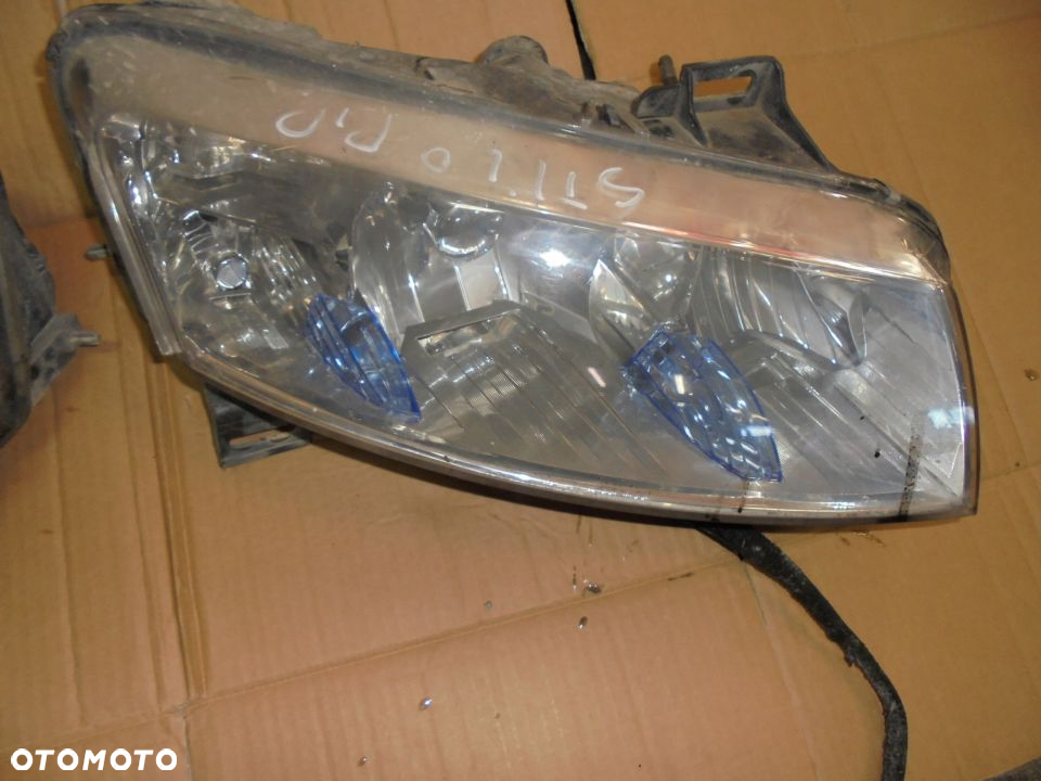 LAMPA LEWA PRAWA PRZOD FIAT STILO - 3