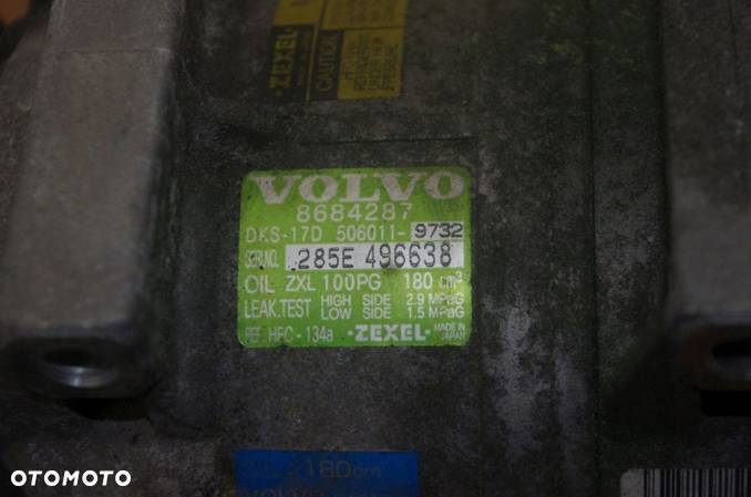 SPRĘŻARKA KLIMATYZACJI VOLVO V70 2.4D D5 8684287 - 2