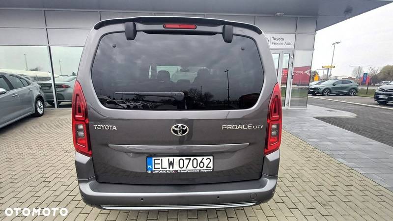 Toyota Proace City Verso Long 1.5 D-4D Family - 8