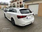 Toyota Avensis 1.8 Premium - 4