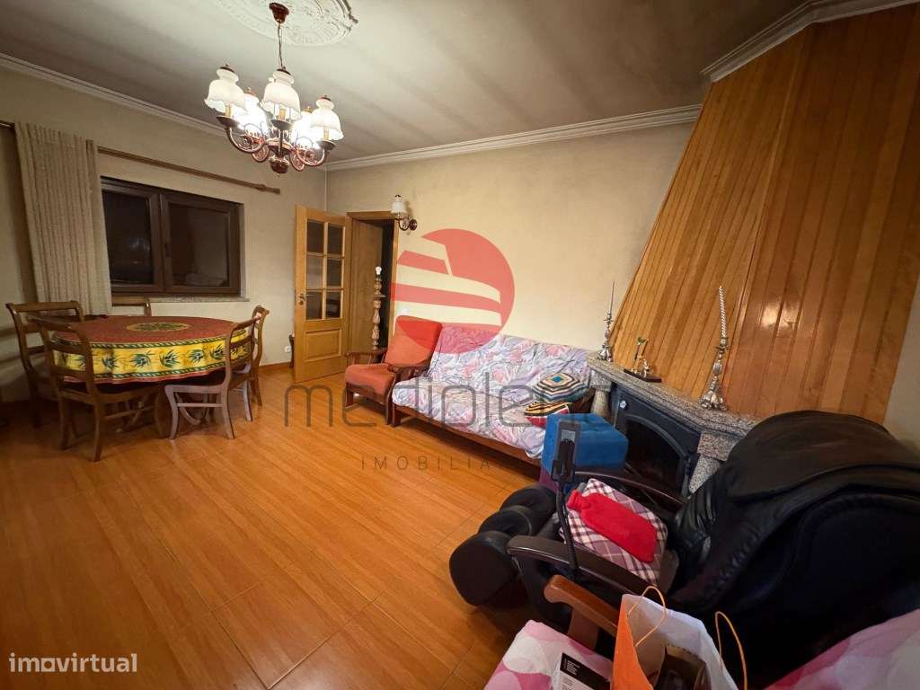 Moradia Bi-Familiar T8 Venda Moimenta da Beira-14