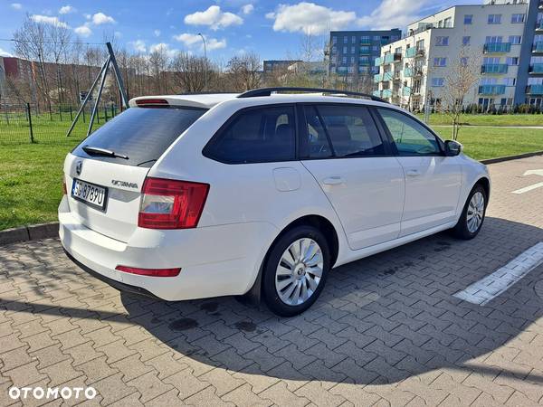 Skoda Octavia 1.6 TDI Ambition - 4