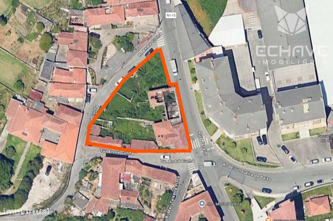 PROPRIEDADE COM EDIFÍCIO PARA REABILITAÇÃO E NOVA CONSTRUÇÃO-1