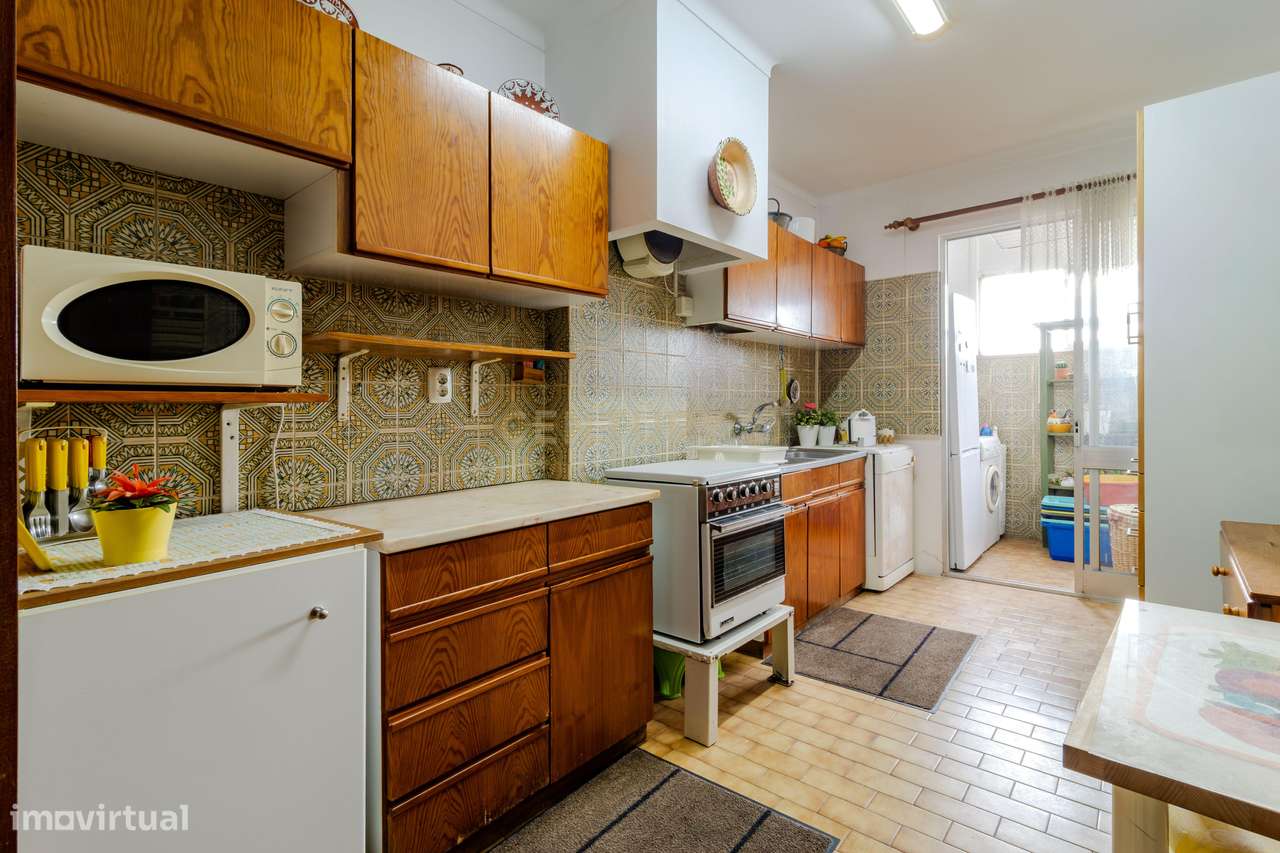 Apartamento T3 em prédio com elevador no Centro de Alcobaça - Grande imagem: 5/14