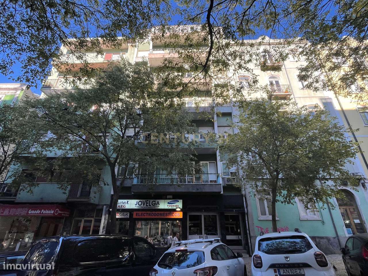 Loja com Cave e Grande Visibilidade na Rua Pascoal de Melo, Arroios - Grande imagem: 3/13