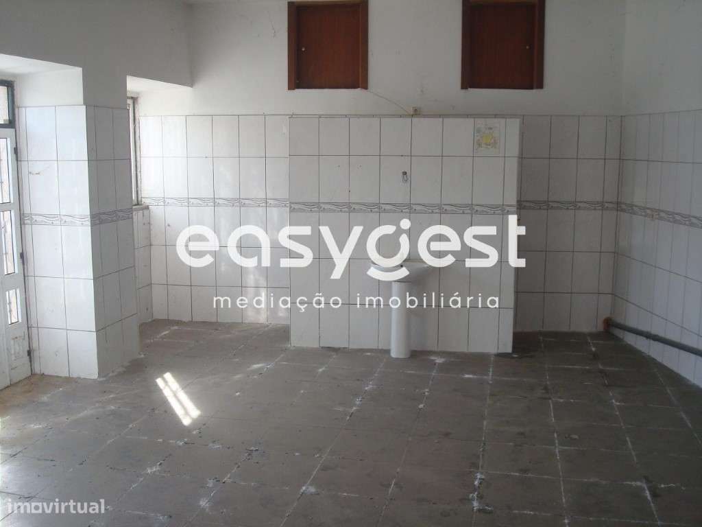 Excelente Moradia V5 com espaço Comercial na da Horta da Vilariça - Grande imagem: 4/18