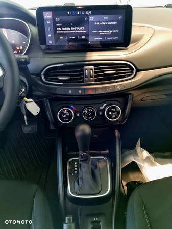 Fiat Tipo 1.5 Hybrid DCT - 9