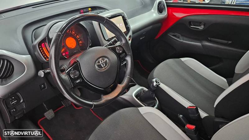 Toyota Aygo 1.0 X-Play+AC+X-Touch - 12