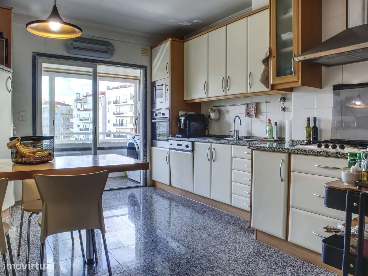 T3 de Prestígio, Arneiro 160 m² Conforto Espaço e Localização Premium - Grande imagem: 2/29