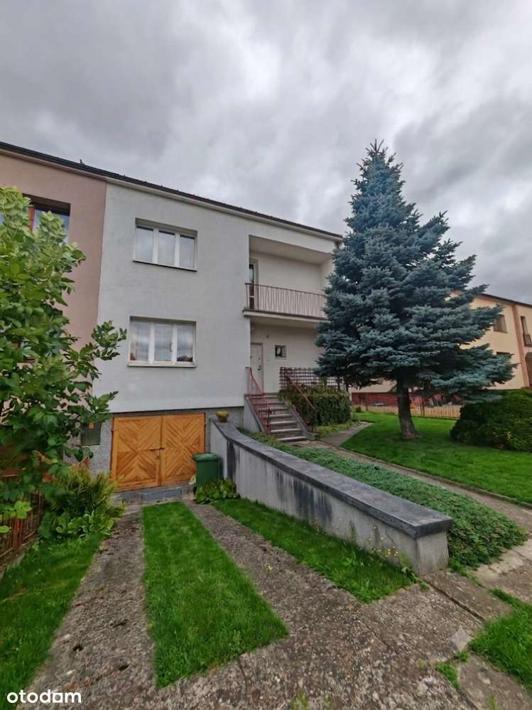 Dom bliźniak z garażem w Puławach