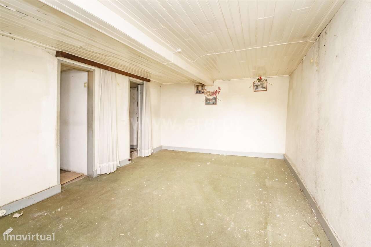 Moradia Rústica T2 / Covilhã, Teixoso - Grande imagem: 3/10