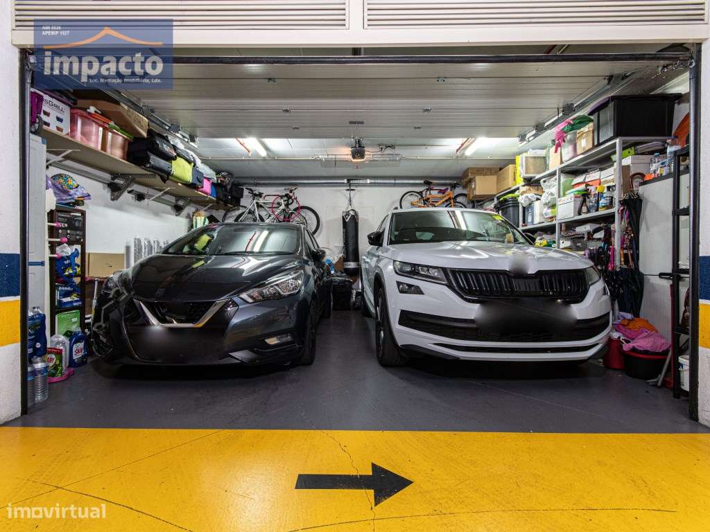 Malva Rosa,Excelente T4,coz equipada,Ar cond,asp central,Box 2 viat...-12