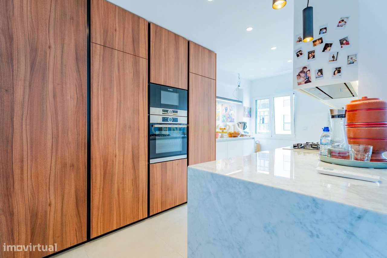 Apartamento T3 com parqueamento - 6ª Fase Massamá - Totalmente remodel - Grande imagem: 5/58